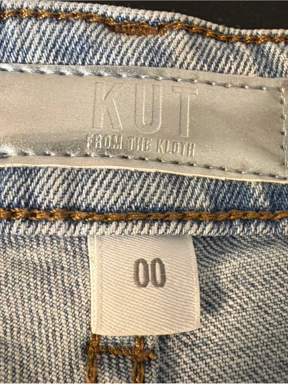Kut from the Kloth Jane High Rise Long Short Distressed Size 00 Frayed Hem
